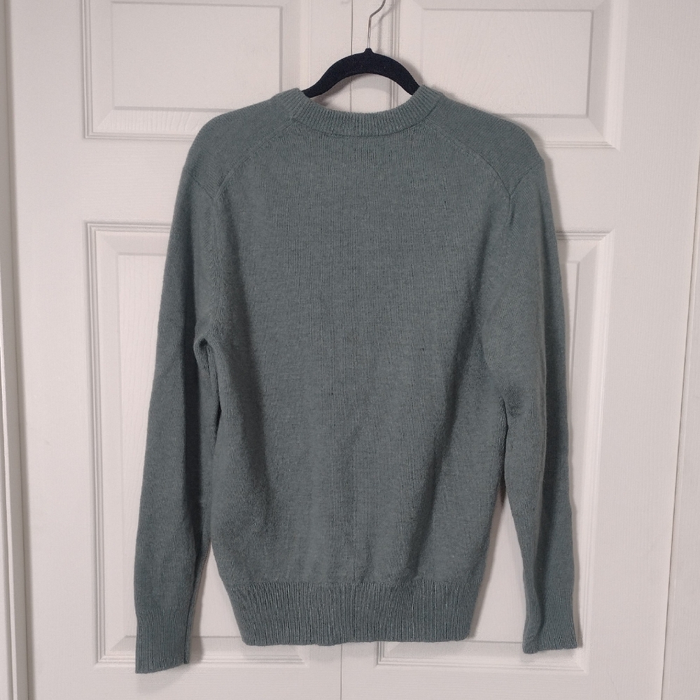 H&M Essentials No. 10 Wool Blend Crewneck Raglan Sweater Sage Green Men's Small - Picture 4 of 16